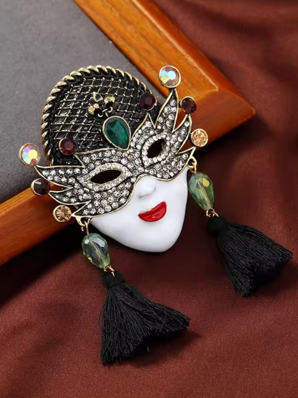 Masquerade Mask Face Brooch with Black Tassels - Elegant Women’s Jewelry